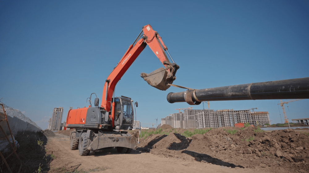 Экскаватор колёсный полноповоротный Hitachi ZX170